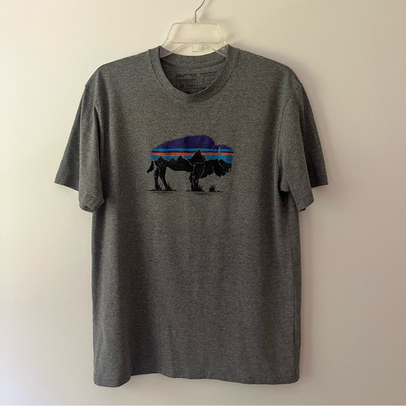Men's Patagonia Regular Fit T-Shirt M - Picture 1 of 4